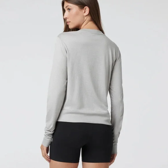 Vuori Daydream Crew, Like New, heather grey, Medium - Picture 3 of 10